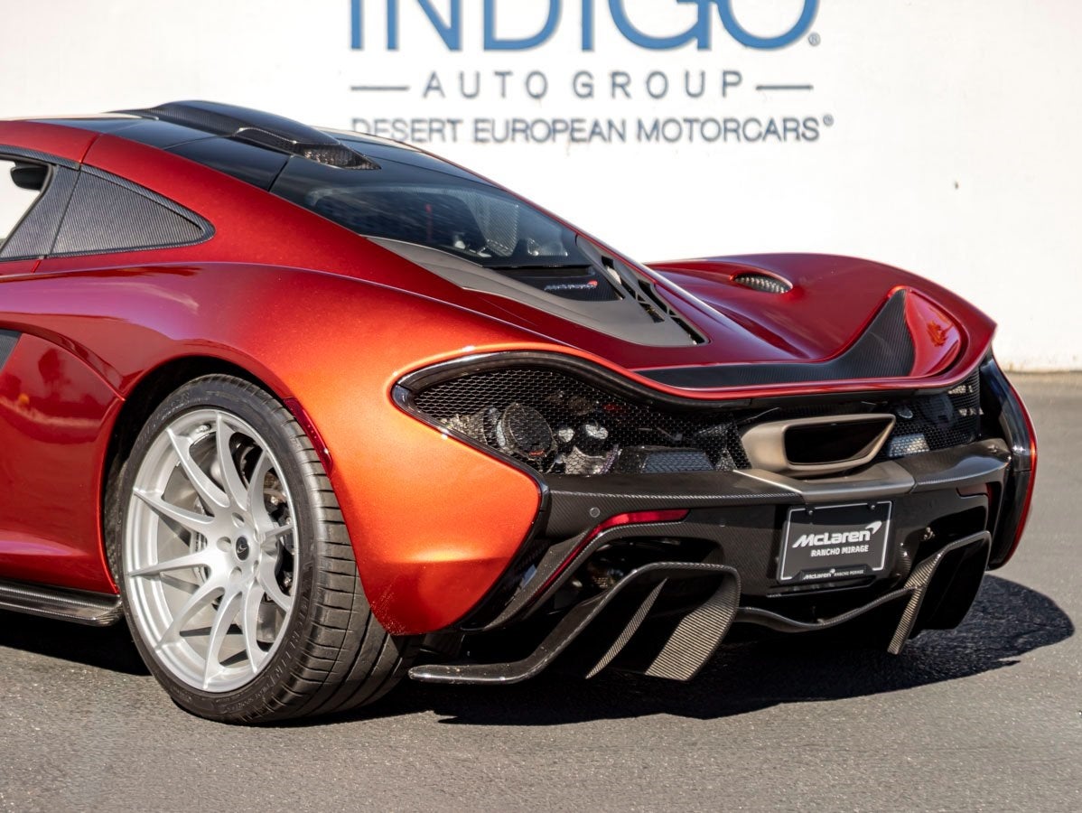 2015 McLaren P1 Base