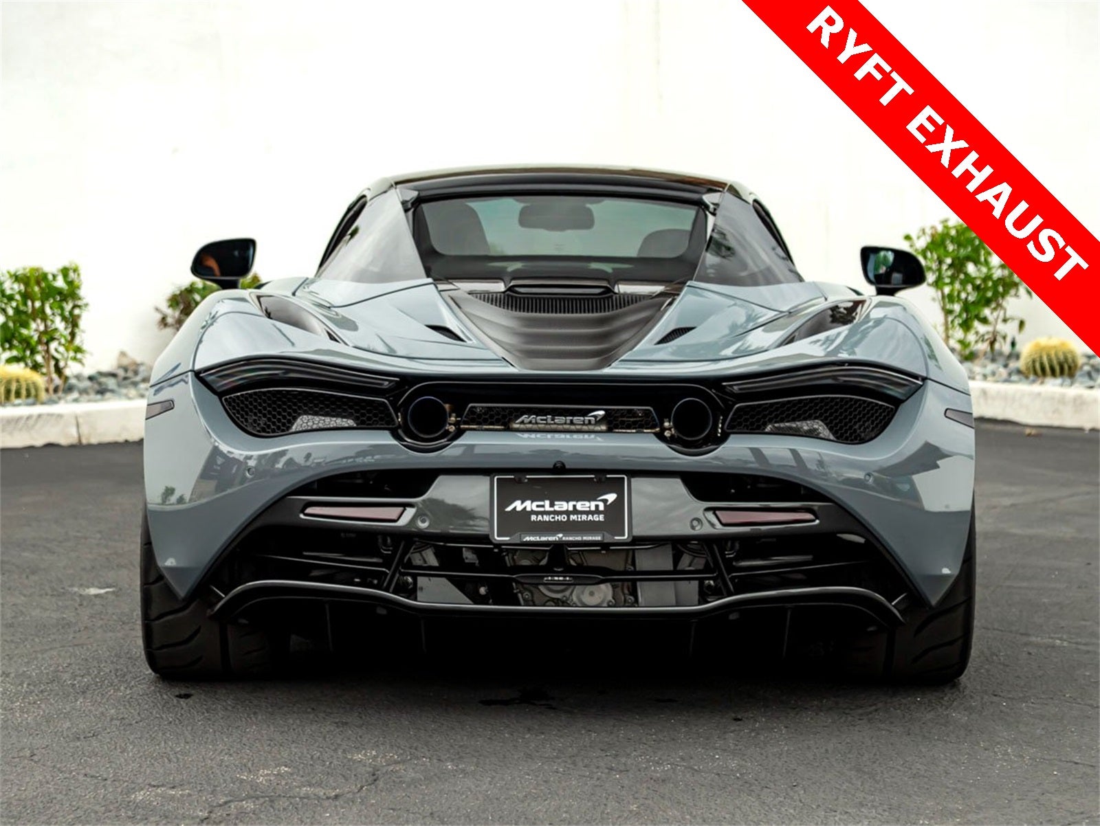 2023 McLaren 720S Performance