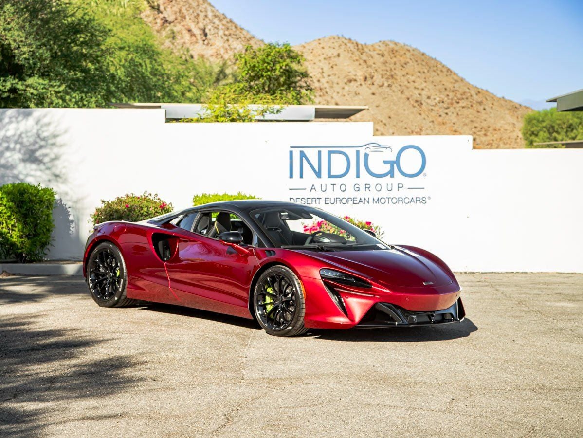 2025 McLaren Artura Spider