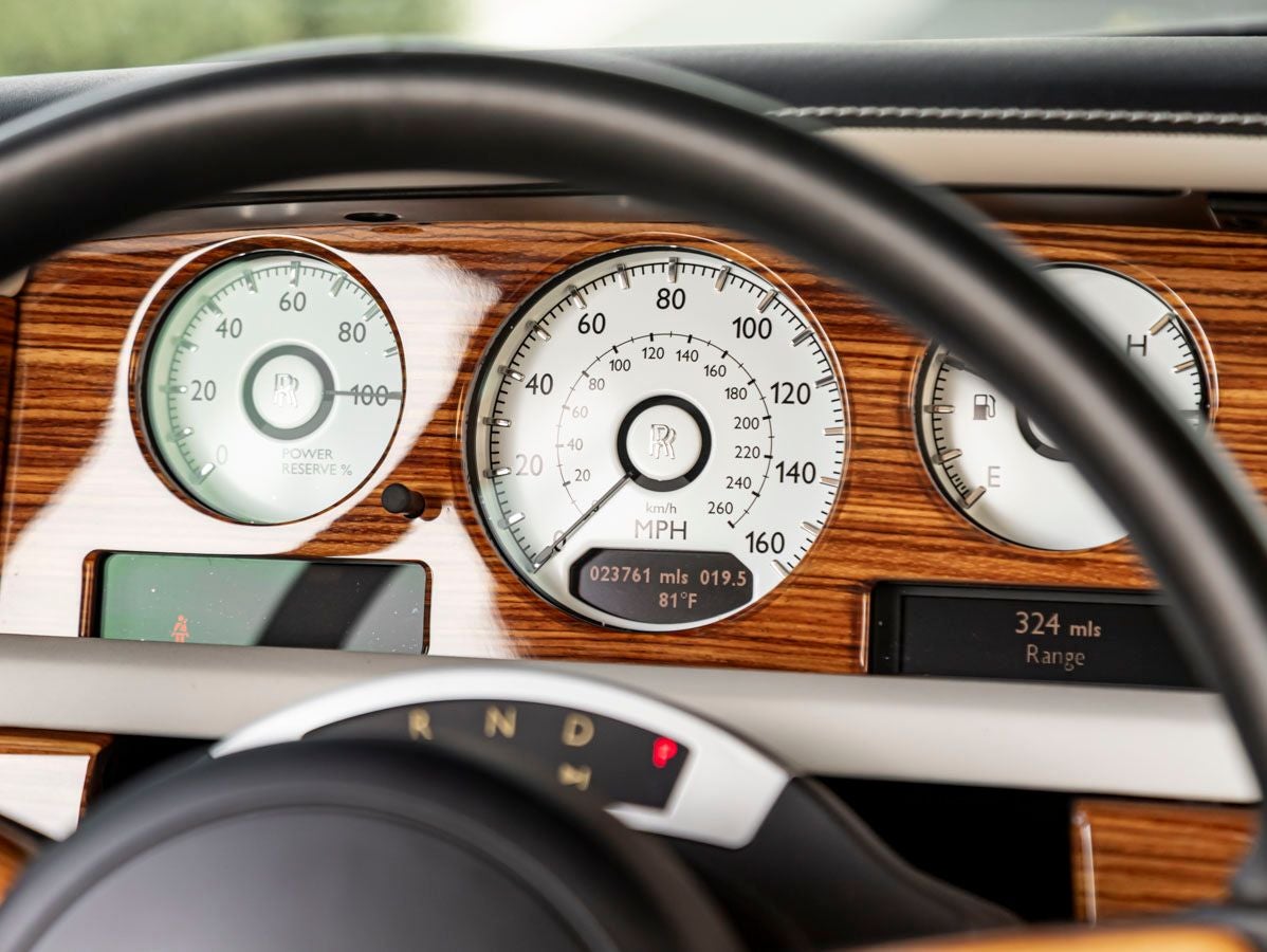 2015 Rolls-Royce Phantom Drophead Coupe 