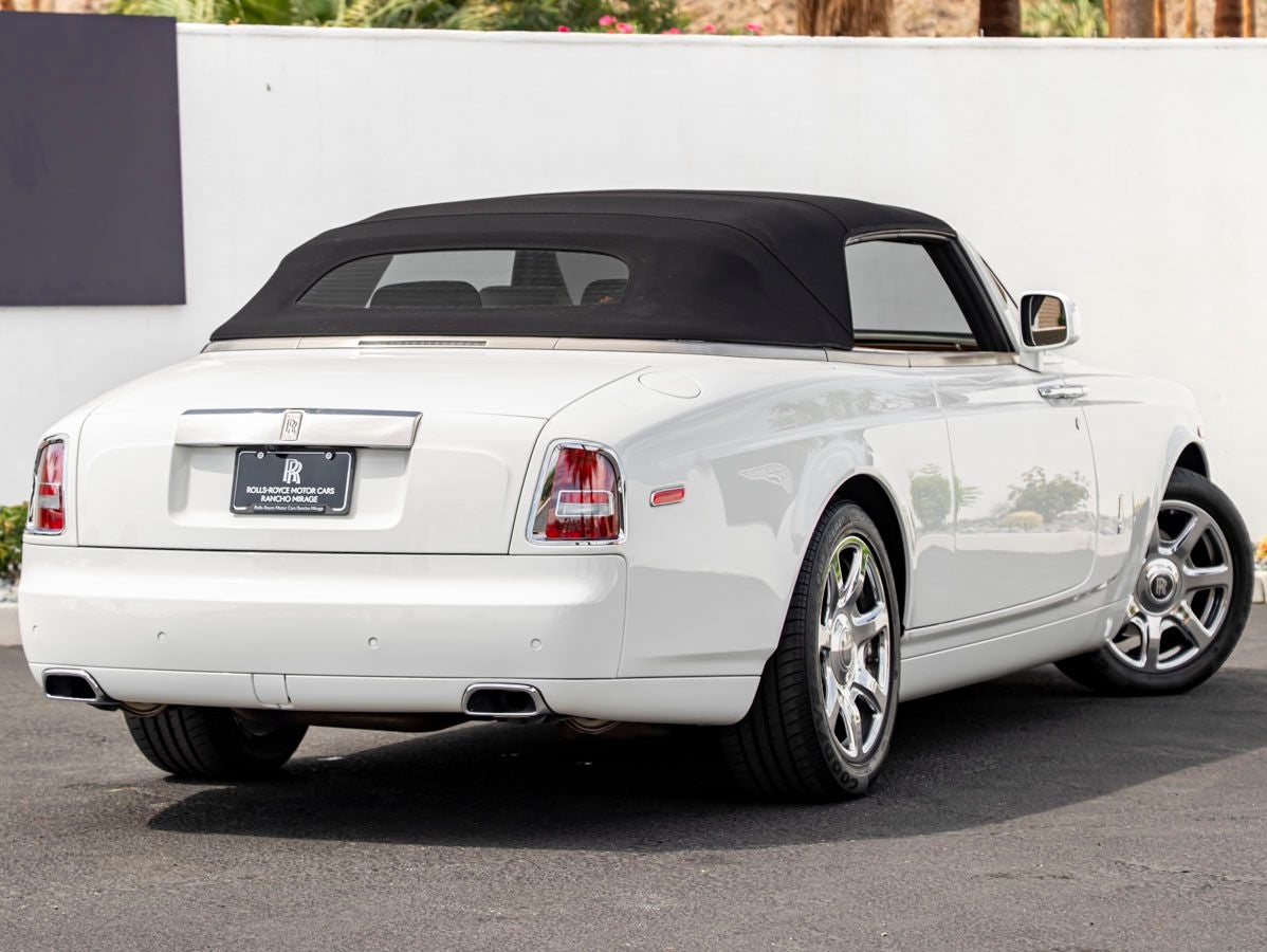 2015 Rolls-Royce Phantom Drophead Coupe 
