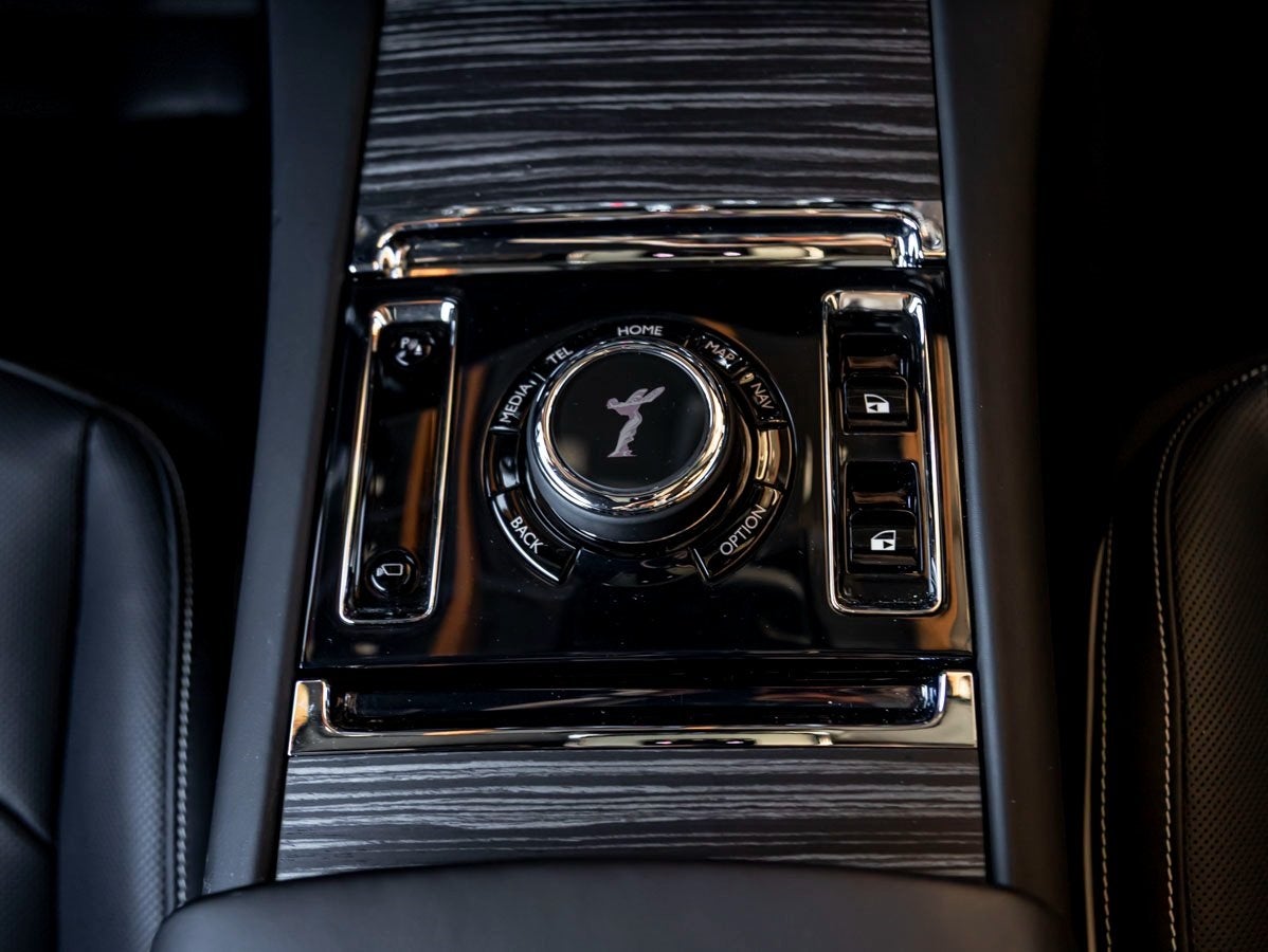 2024 Rolls-Royce Spectre Base