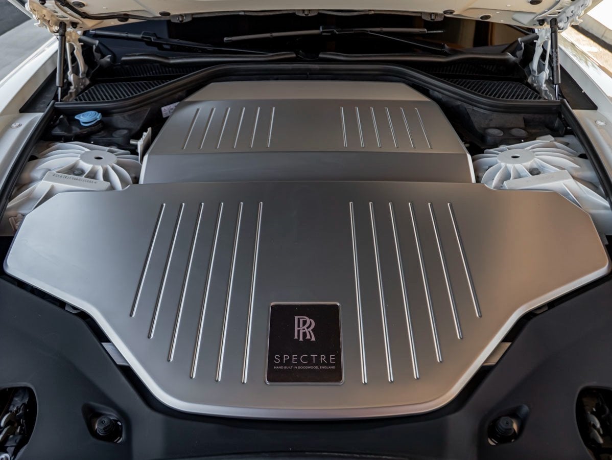 2024 Rolls-Royce Spectre Base