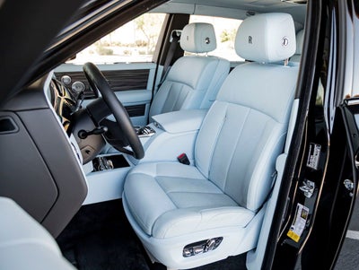 2023 Rolls-Royce Phantom 