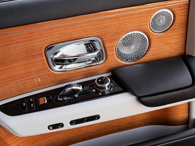 2023 Rolls-Royce Phantom 