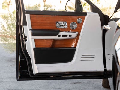2023 Rolls-Royce Phantom 