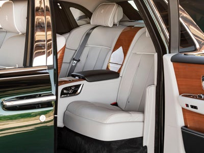 2023 Rolls-Royce Phantom 