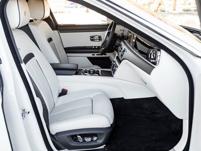 2023 Rolls-Royce Ghost 