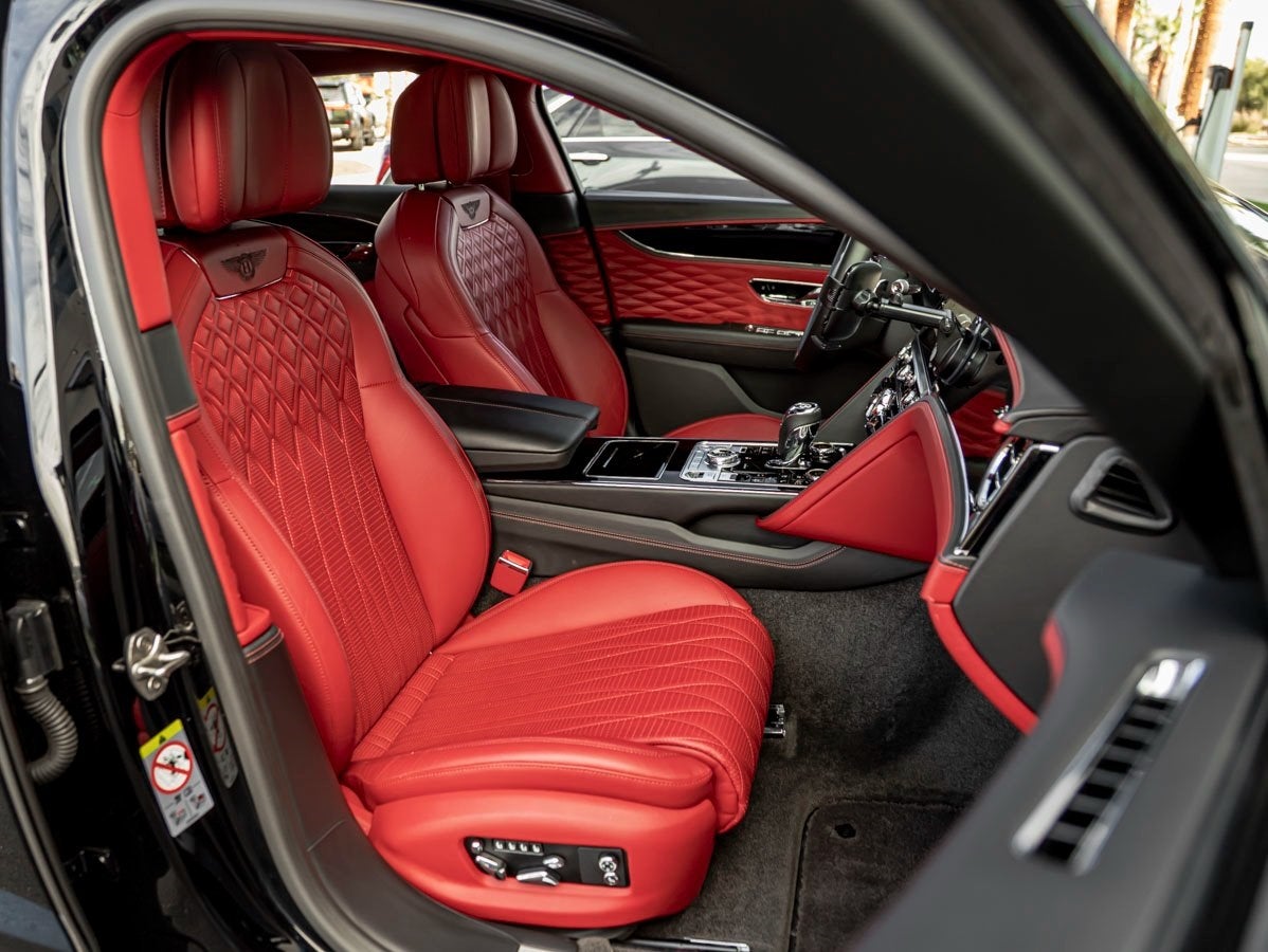 2022 Bentley Flying Spur V8