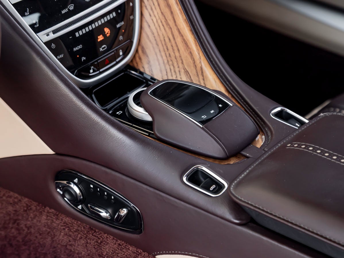 2019 Aston Martin DB11 Volante