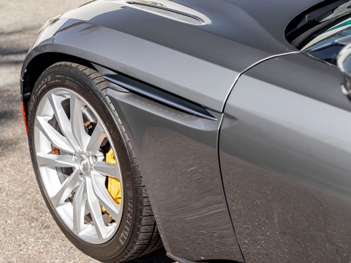 2021 Aston Martin DB11 V8 Volante