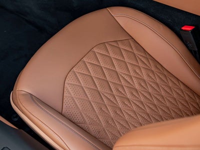 2026 Aston Martin DB12 Base