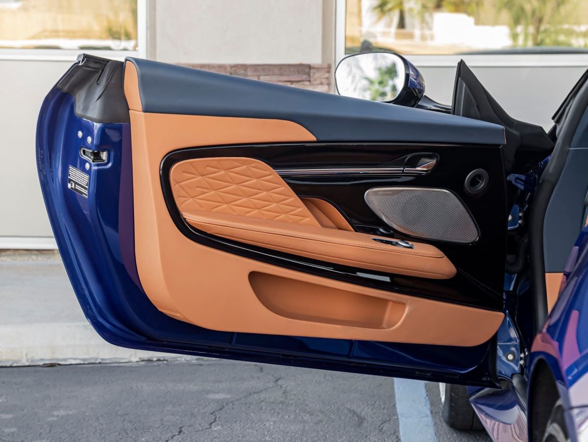 2024 Aston Martin DB12 Base