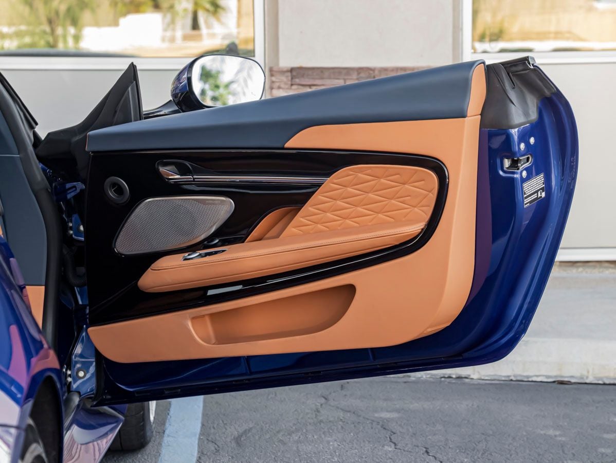 2024 Aston Martin DB12 Base