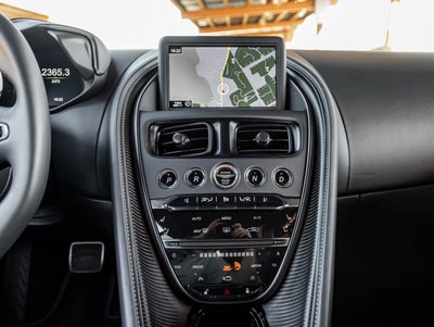 2022 Aston Martin DBS Superleggera