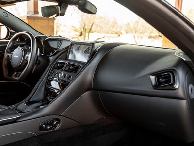 2022 Aston Martin DBS Superleggera