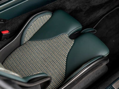 2024 Aston Martin Valor Base