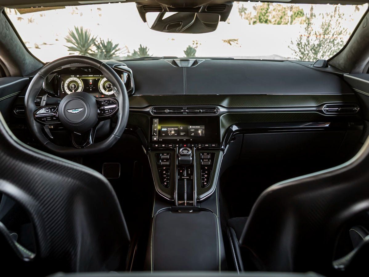 2025 Aston Martin Vantage Base