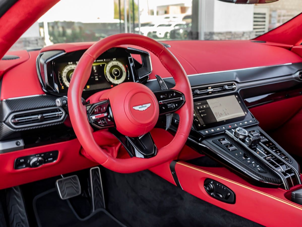 2026 Aston Martin Vantage Base