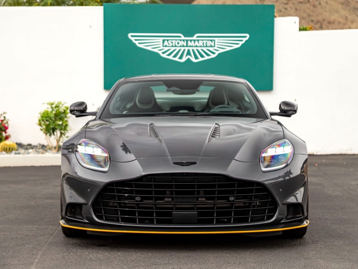 2025 Aston Martin Vanquish V12 Coupe