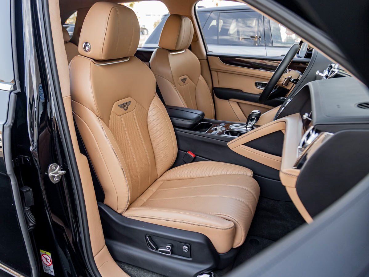 2023 Bentley Bentayga V8