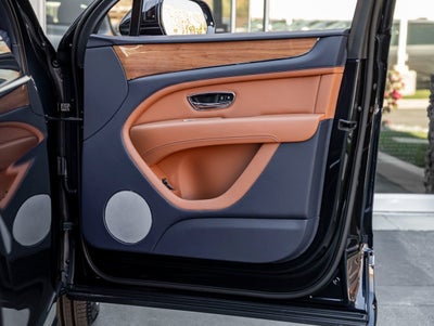 2025 Bentley Bentayga EWB Base