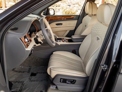 2023 Bentley Bentayga EWB Azure V8