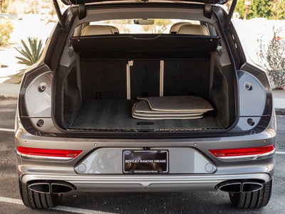 2023 Bentley Bentayga EWB Azure V8