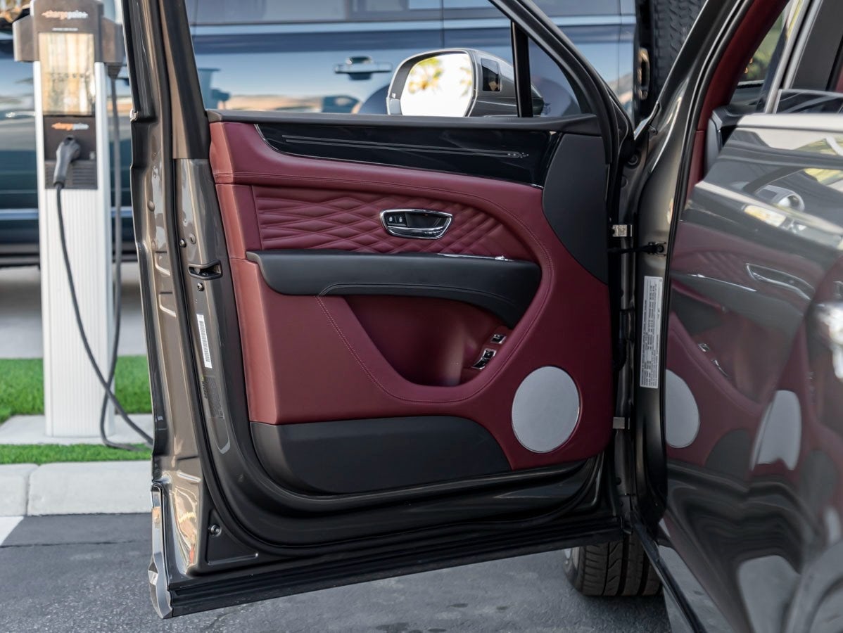 2023 Bentley Bentayga EWB Azure