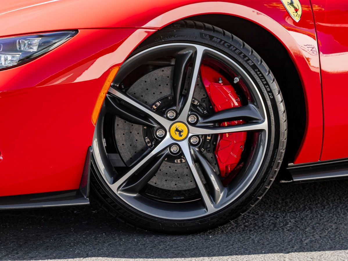2024 Ferrari 296 GTS Base