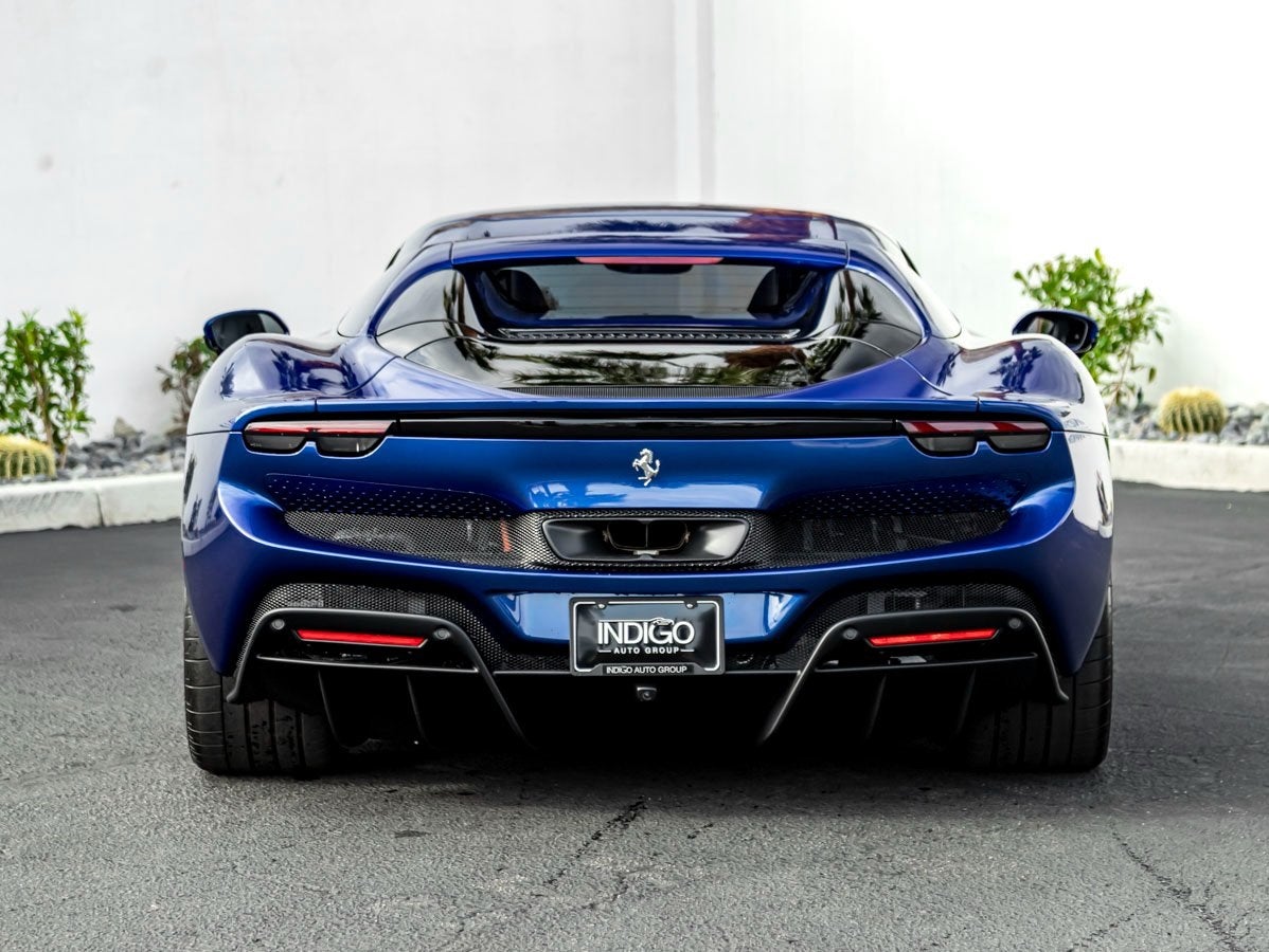 2025 Ferrari 296 GTS Base