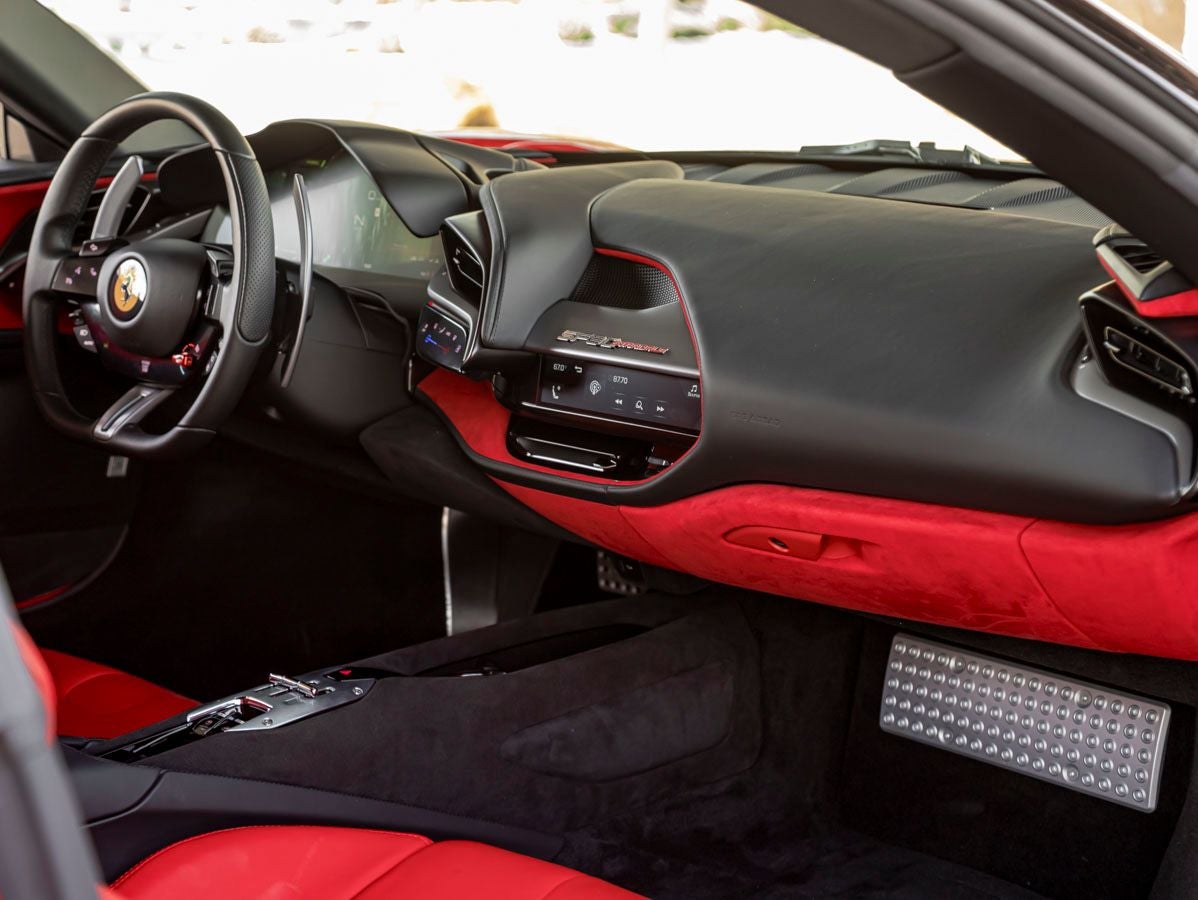 2022 Ferrari SF90 Stradale Base