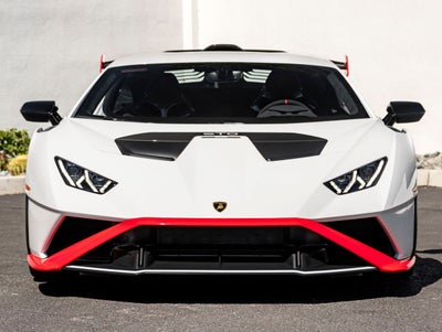 2024 Lamborghini Huracan STO Base