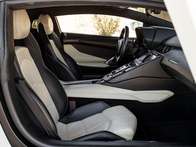 2014 Lamborghini Aventador Base