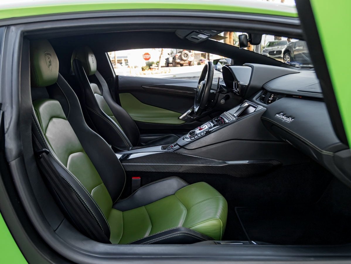 2013 Lamborghini Aventador LP700-4