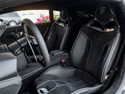 2024 Lamborghini Huracan Sterrato Base