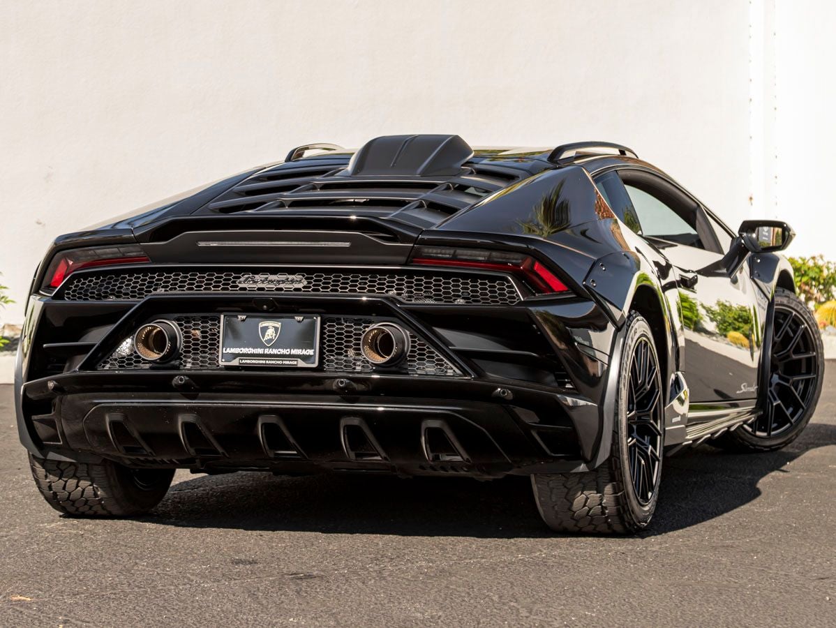 2024 Lamborghini Huracan Sterrato Base