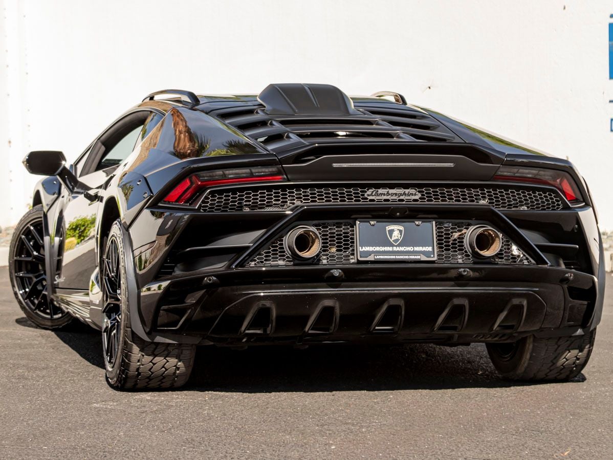 2024 Lamborghini Huracan Sterrato Base