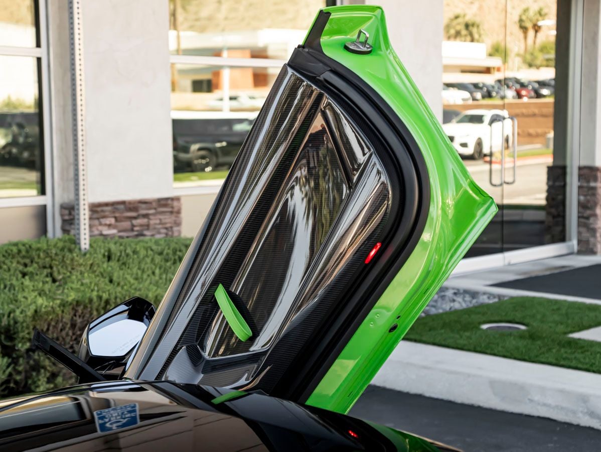 2020 Lamborghini Aventador SVJ Base