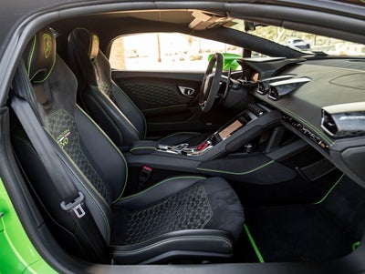 2020 Lamborghini Huracan EVO Base