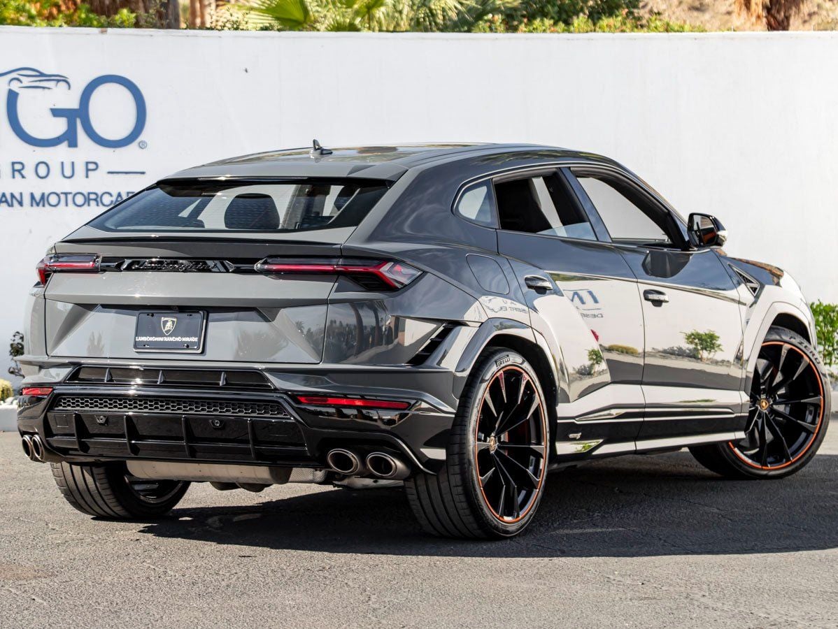 2024 Lamborghini Urus S