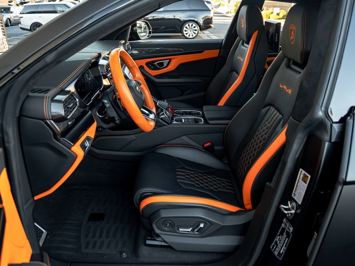 2024 Lamborghini Urus S