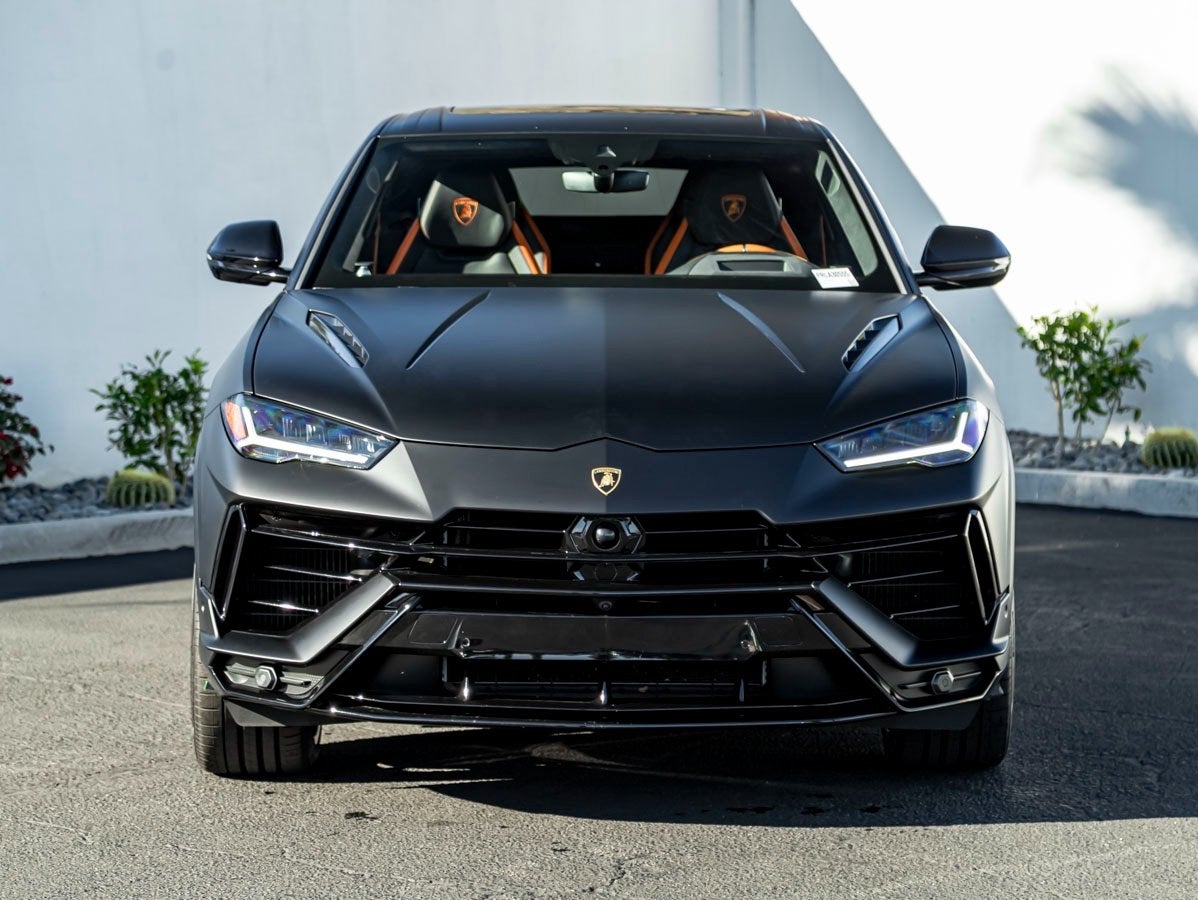 2024 Lamborghini Urus S