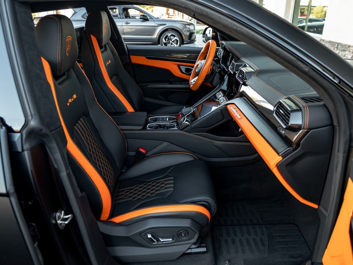 2024 Lamborghini Urus S