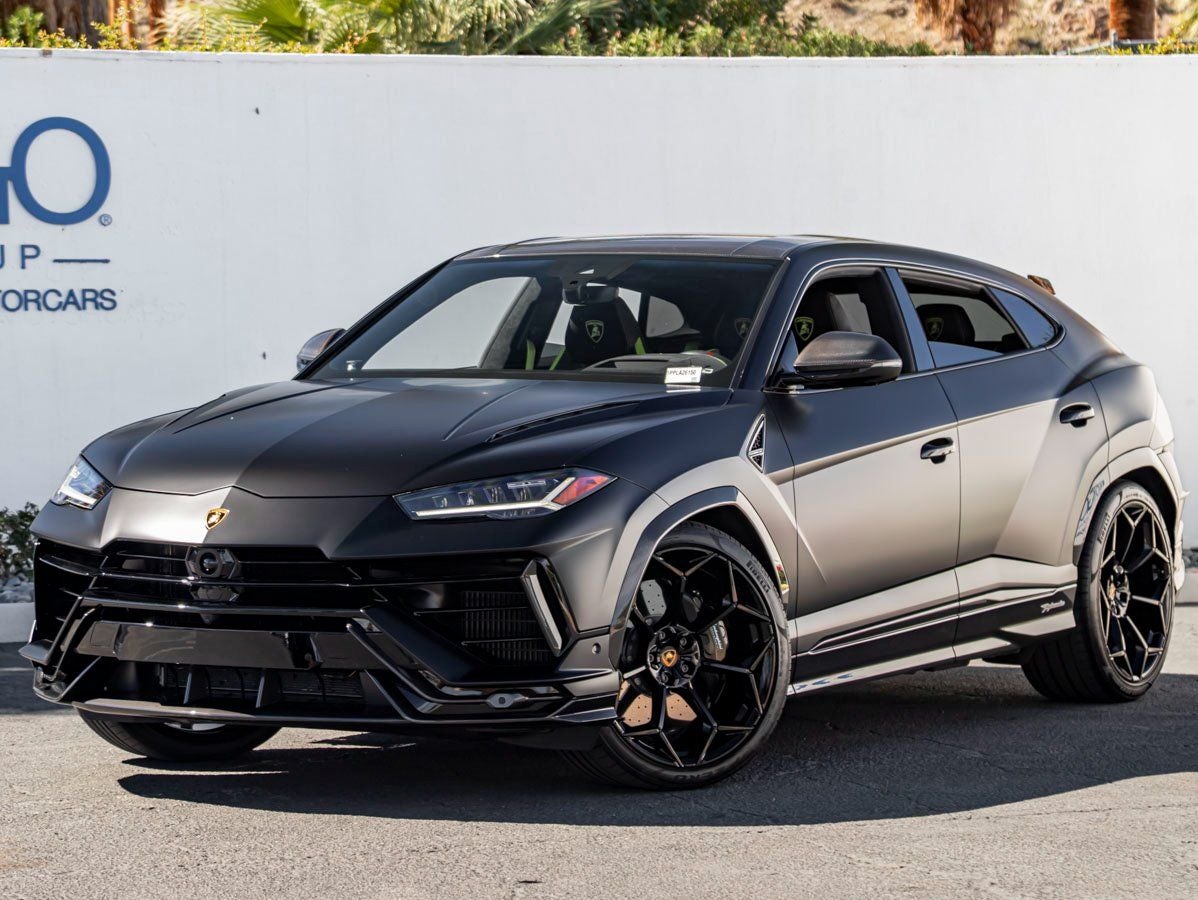 2023 Lamborghini Urus Performante