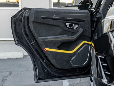 2024 Lamborghini Urus Performante