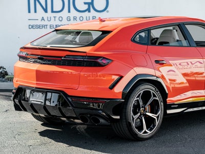 2025 Lamborghini Urus SE
