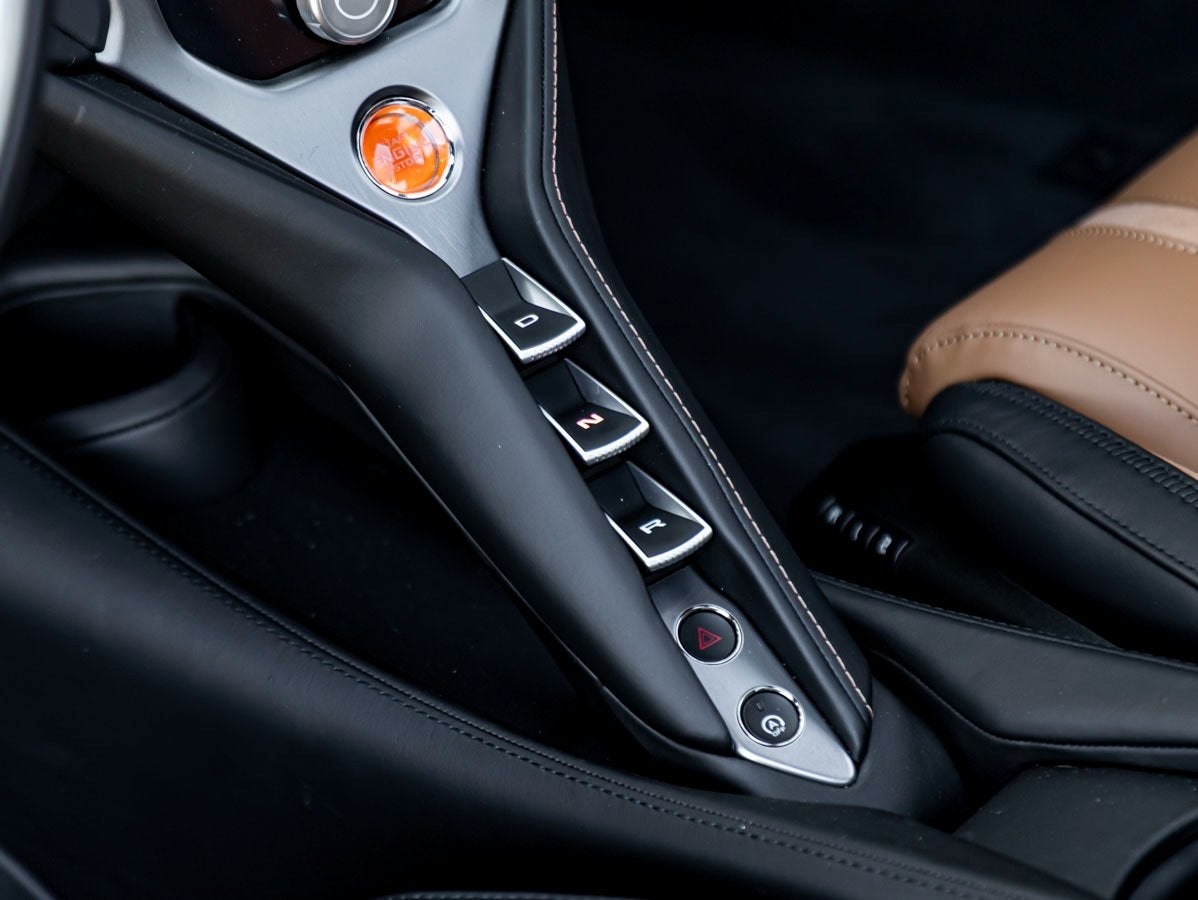 2026 McLaren 750S Base