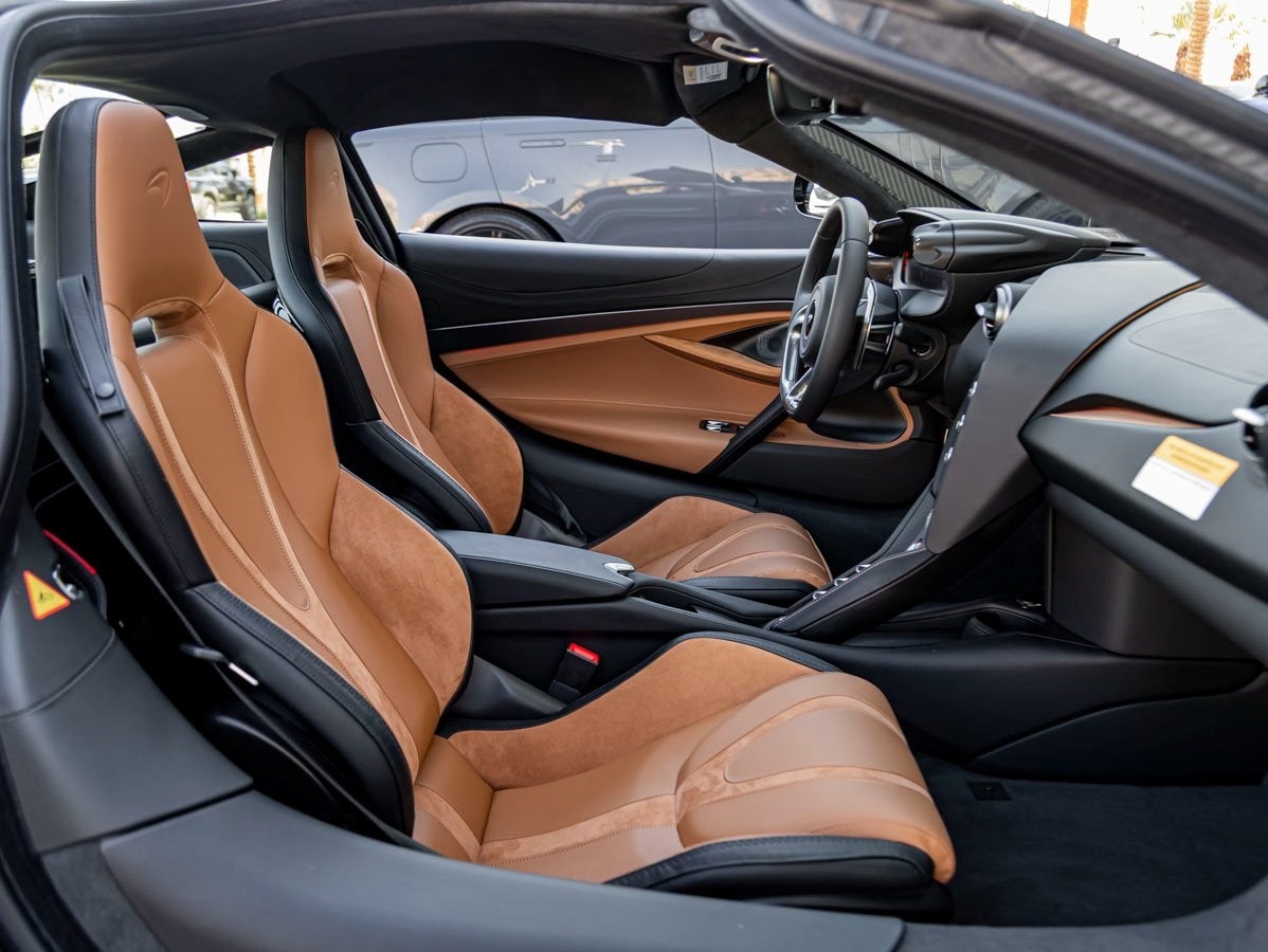 2026 McLaren 750S Base