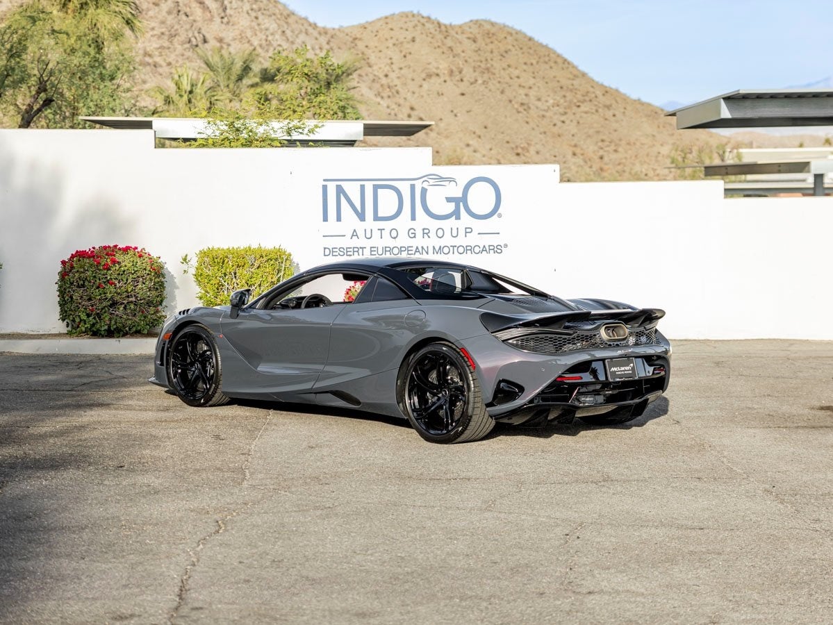 2025 McLaren 750S Spider